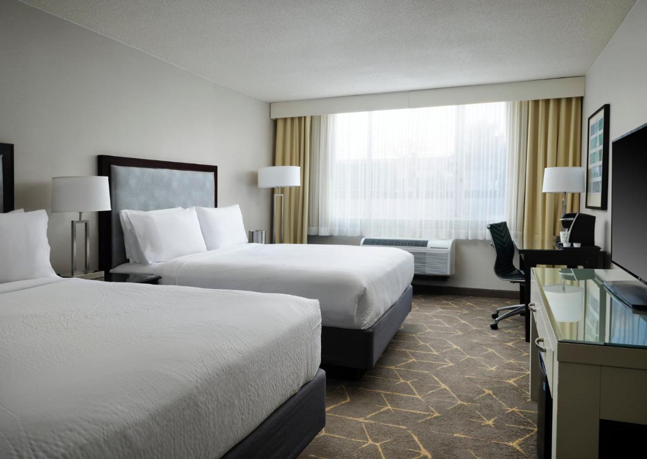 Holiday Inn & Suites Boston Peabody, An Ihg Hotel Extérieur photo