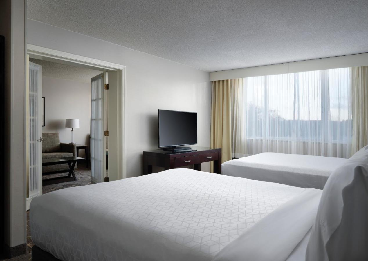 Holiday Inn & Suites Boston Peabody, An Ihg Hotel Extérieur photo