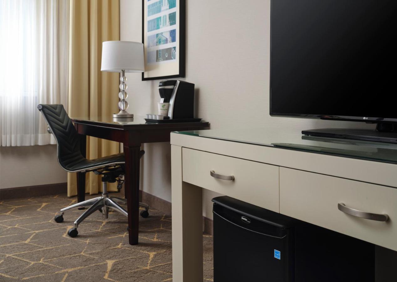 Holiday Inn & Suites Boston Peabody, An Ihg Hotel Extérieur photo
