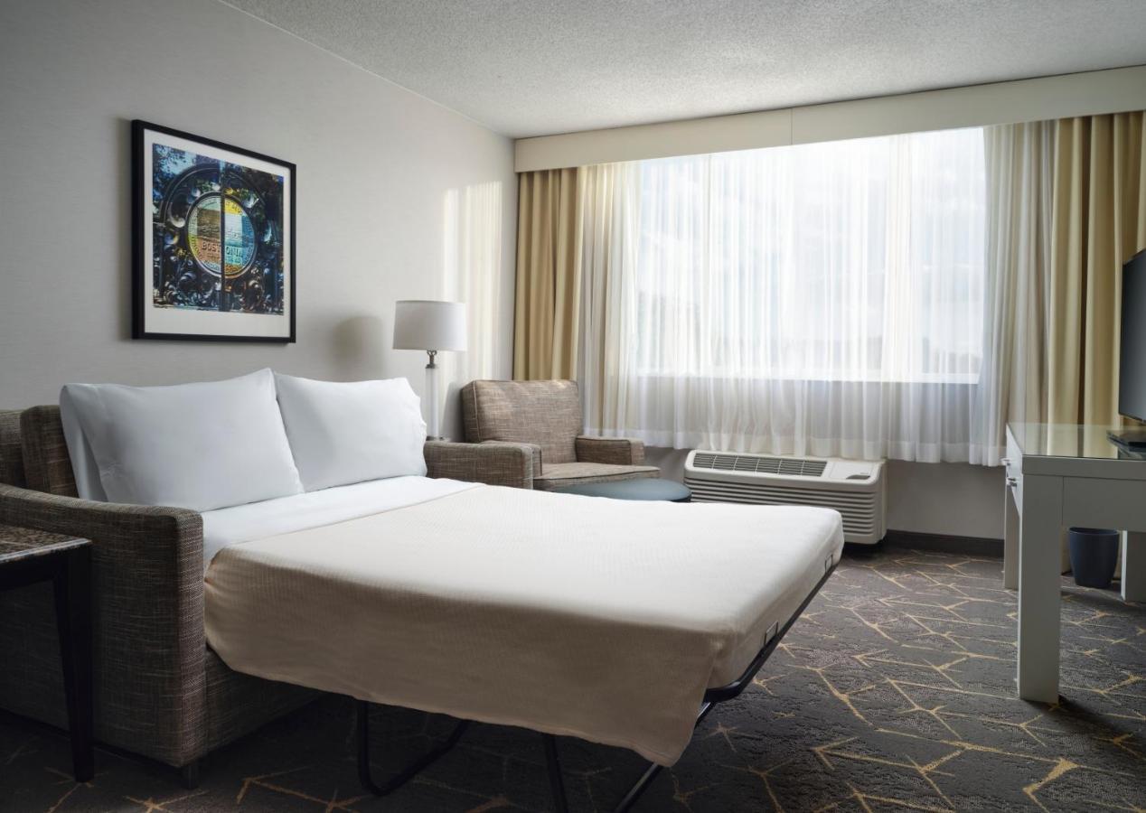 Holiday Inn & Suites Boston Peabody, An Ihg Hotel Extérieur photo