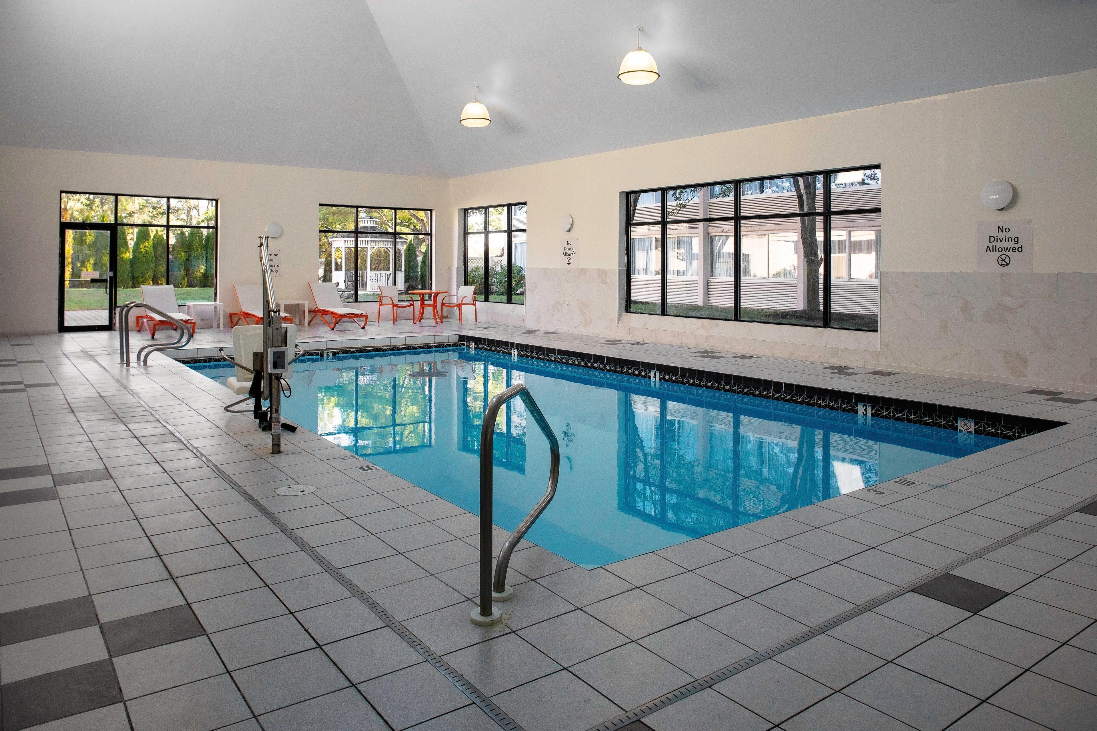 Holiday Inn & Suites Boston Peabody, An Ihg Hotel Extérieur photo