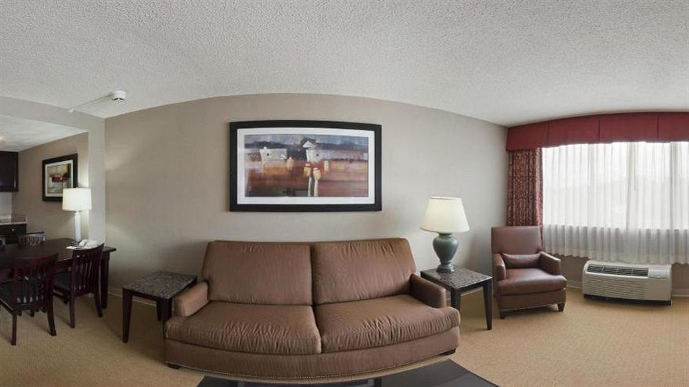 Holiday Inn & Suites Boston Peabody, An Ihg Hotel Extérieur photo