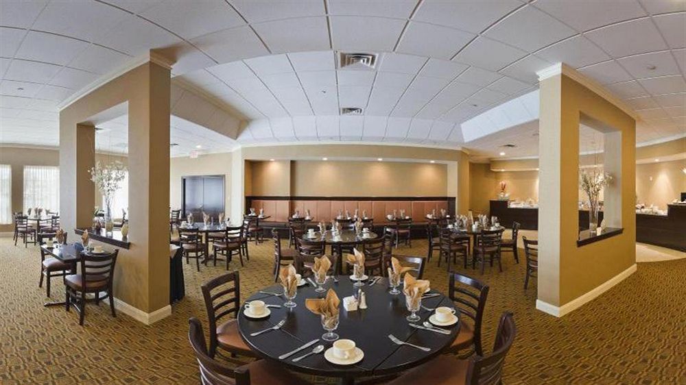 Holiday Inn & Suites Boston Peabody, An Ihg Hotel Extérieur photo